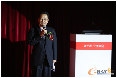 富士通集团全球执行董事副社长田中达也