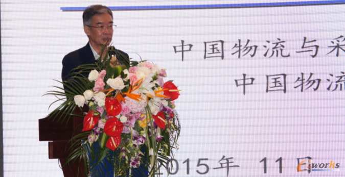 中国物流学会常务副会长，中国物流与采购联合会专家委员会主任戴定一先生