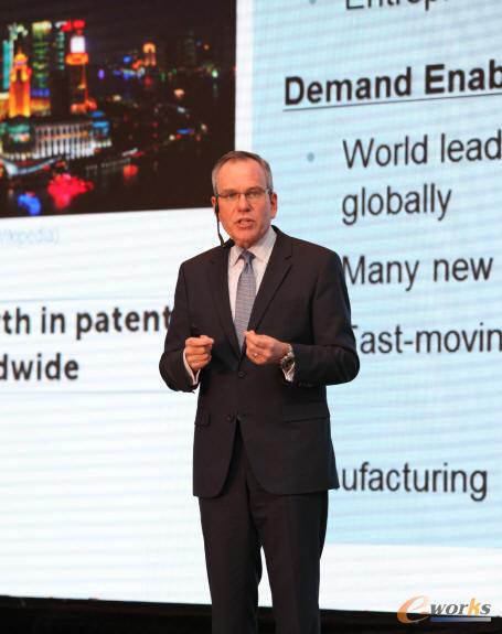 Siemens PLM Software全球总裁兼首席执行官Chuck Grindstaff