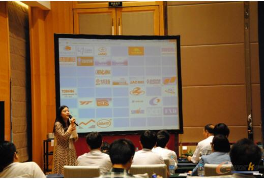 用户共同点亮Comodel产品的品牌LOGO