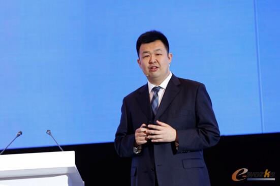  华为企业BG中国区副总裁（解决方案销售和Marketing）刘超