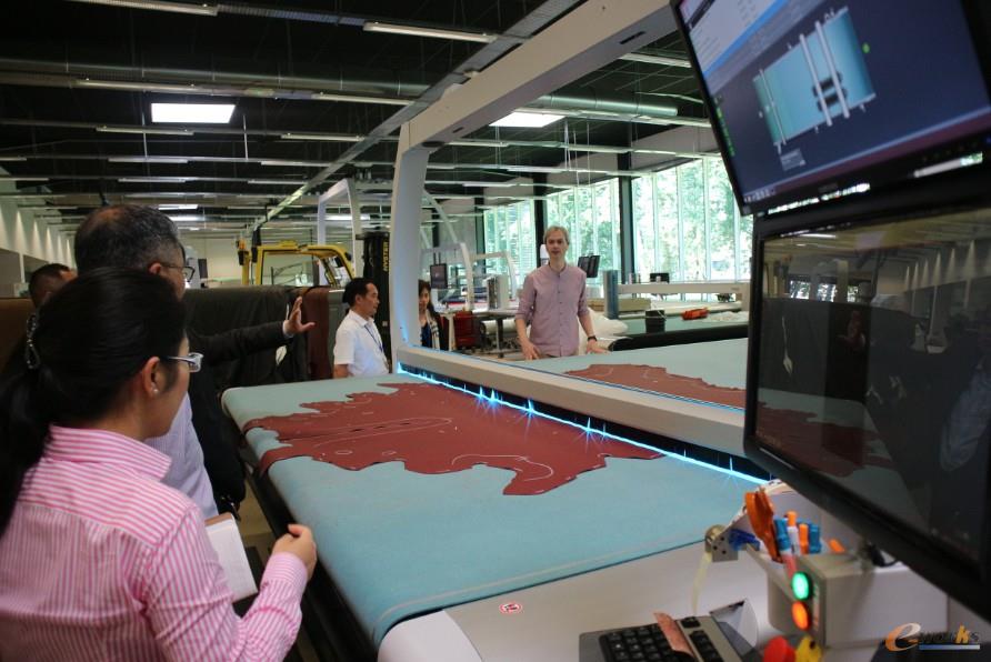 力克专门为汽车安全气囊打造的的FocusQuantum裁床解决方案