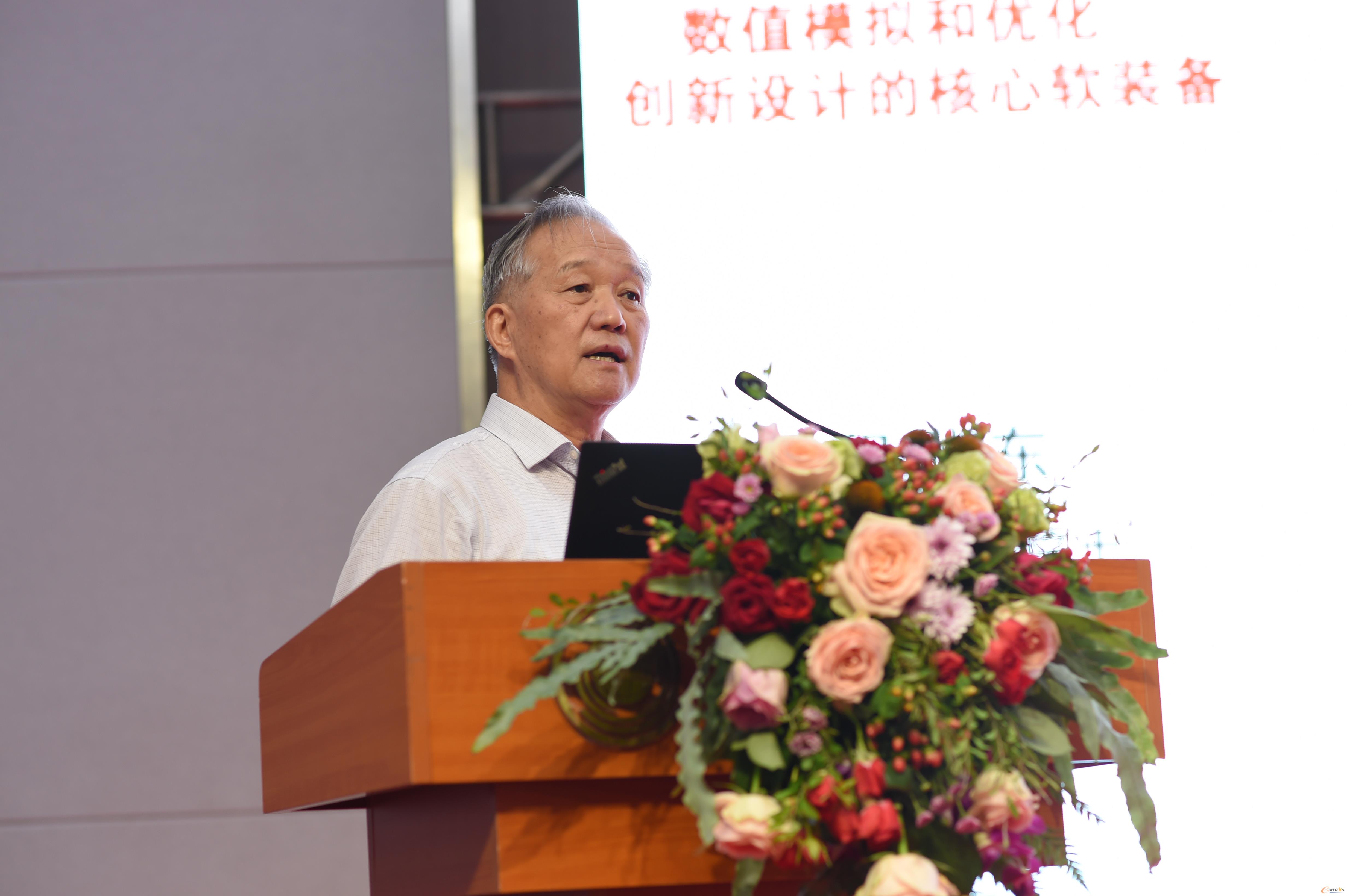 中国科学院院士程耿东