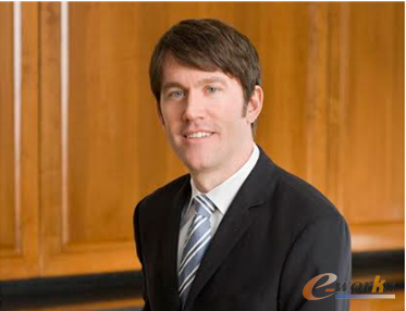 西门子主流工程软件营销副总裁John Fox先生