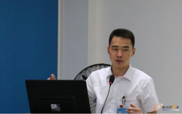 武汉格力总经理王向红进行主题分享