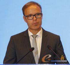 菲尼克斯电气集团基础设施与工厂自动化行业管理副总裁Mr.Joerg Nolte