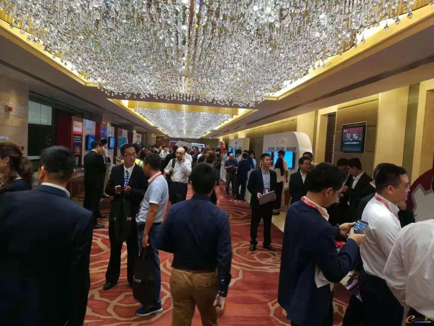 会后交流