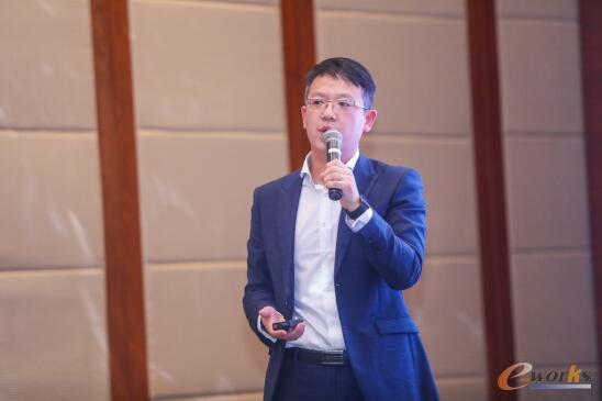 Qlik解决方案架构师 张海鹏分享《新管理：Qlik Podium Data-提升数据管理，更快就绪分析能力》