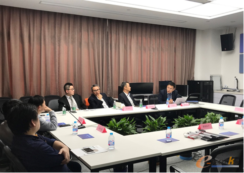 三方就PEEK材料增材制造技术在医学领域应用的前景进行深入交流