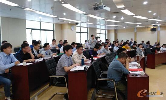 研修班全景（二）