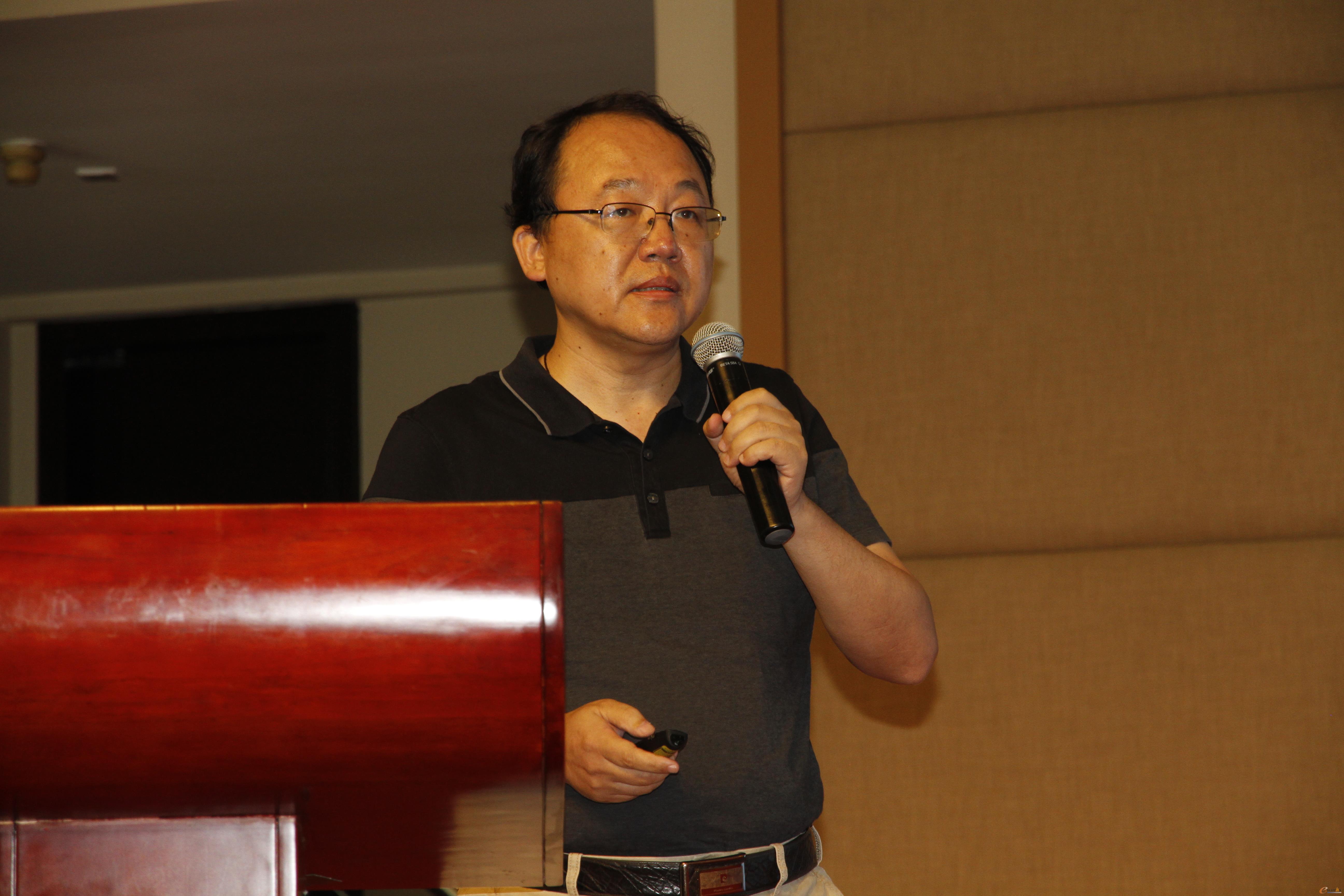 西安交通大学腾飞教授、博士生导师、军工973项目专家徐光华教授