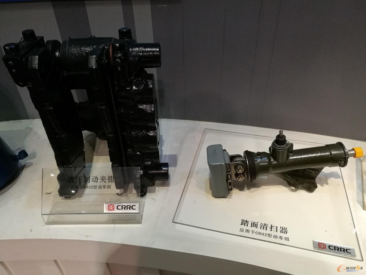 踏面清扫器
