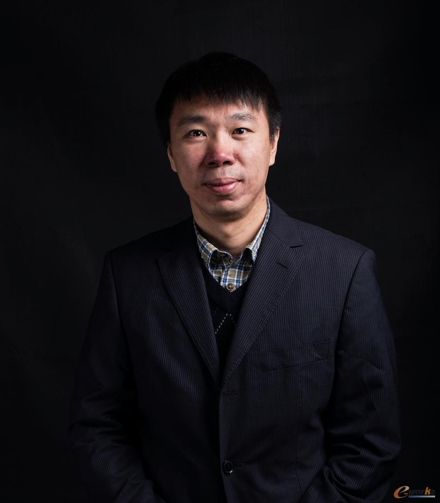 中望软件常务副总经理刘玉峰