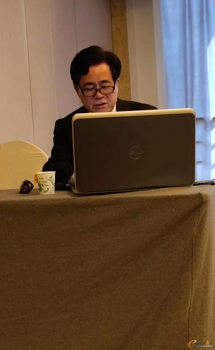 同济大学中德学院机械工程系主任 沈斌教授