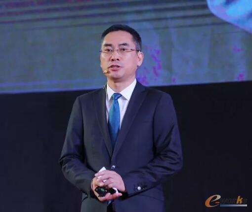 海克斯康智能制造副总裁兼MSC Software大中华区总经理韩建新先生发表“重塑以质量为核心的的智能制造”主题演讲