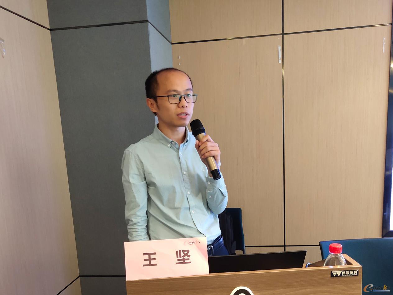 上海紫丹印务有限公司现场主管&计划主管王坚
