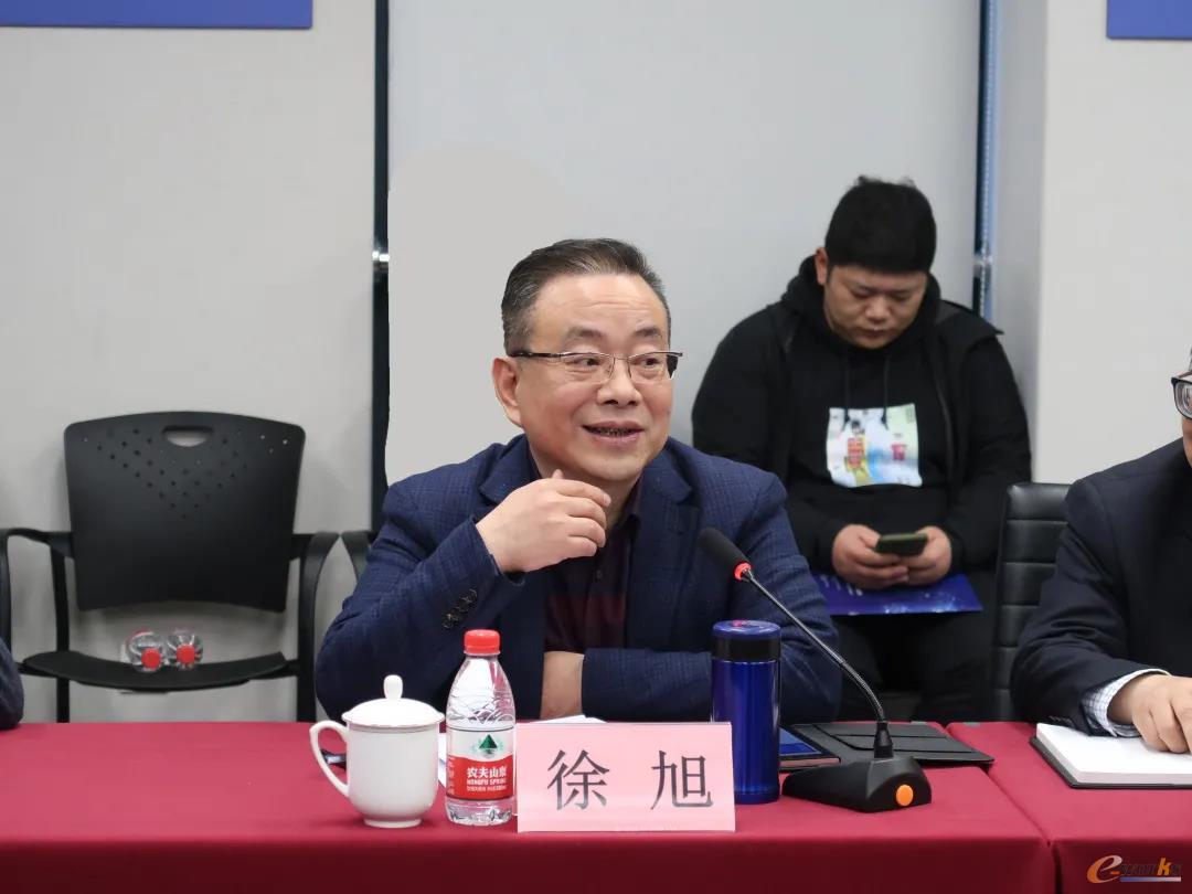 浙江省经济和信息化厅厅长徐旭一行莅临蓝卓调研