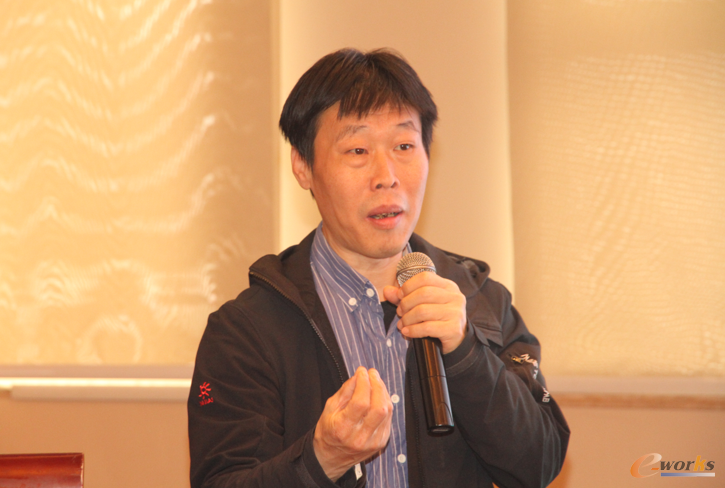 图2 北京理工大学数字化制造研究所所长王爱民