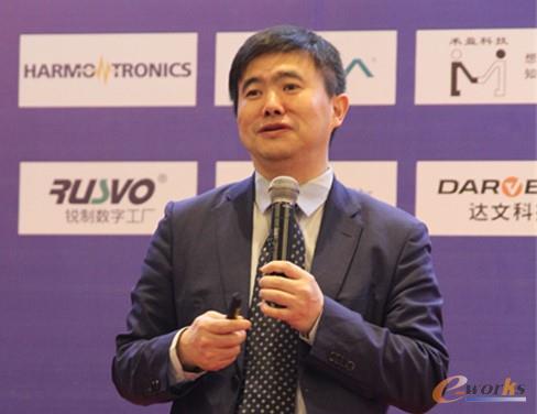 e-works总编黄培博士