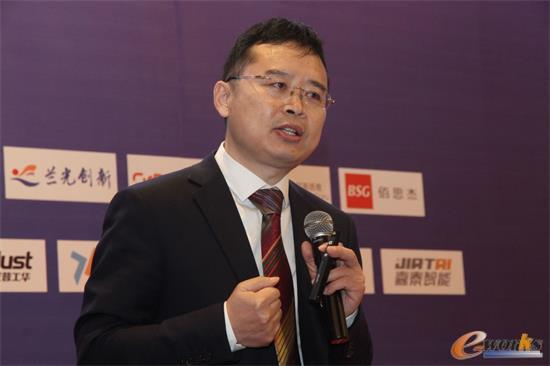 兰光创新董事长朱铎先