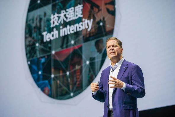 微软智能云三驾马车Azure、Office 365、Dynamics 365齐聚中国