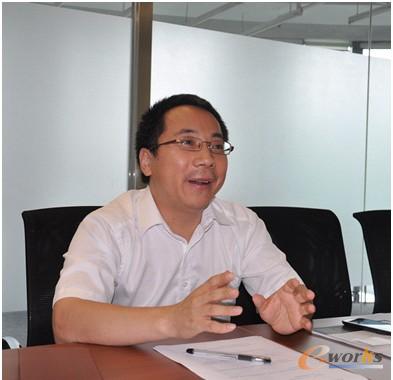 易往信息执行副总经理兼北京公司总经理 石龙先生