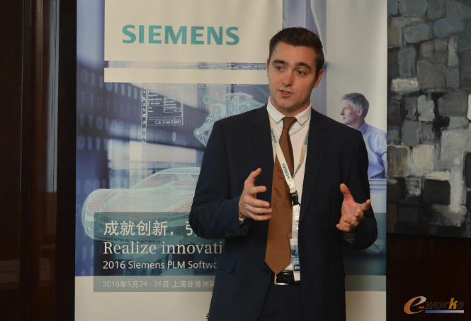 Siemens PLM Software IBS业务中国区总经理Sebastian Bersch接受记者采访