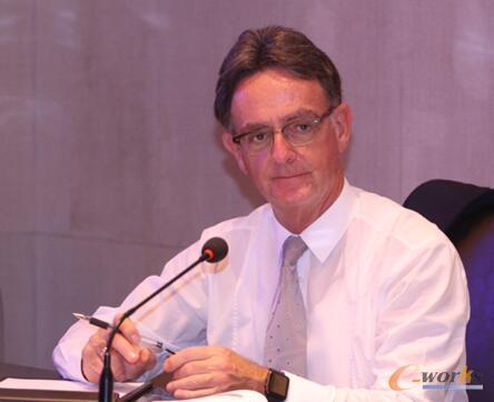 Siemens PLM Software仿真与测试解决方案高级副总裁Jan Leuridan博士