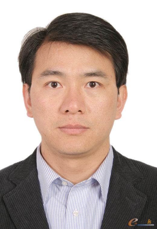 光明食品(集团)有限公司信息中心副主任 魏革新