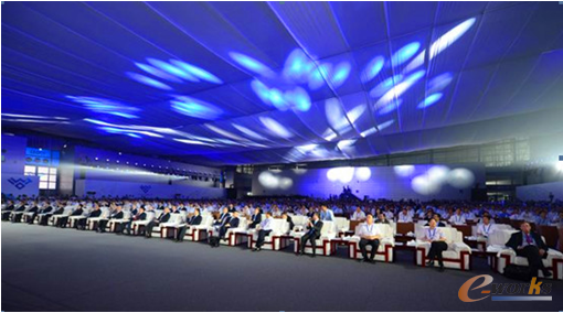 构建电子制造业互联网制造平台的核心是什么?