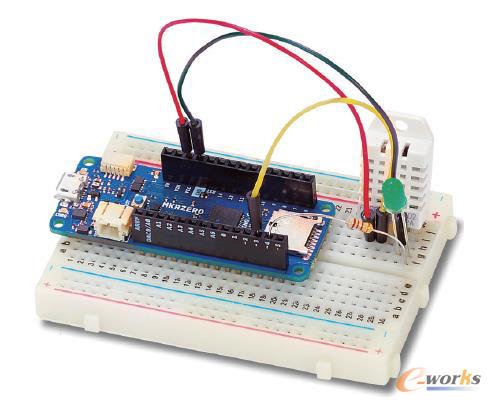 Arduino和类似的微控制器，是创客社区的重要组成部分，帮助爱好者实现计算和自动化项目