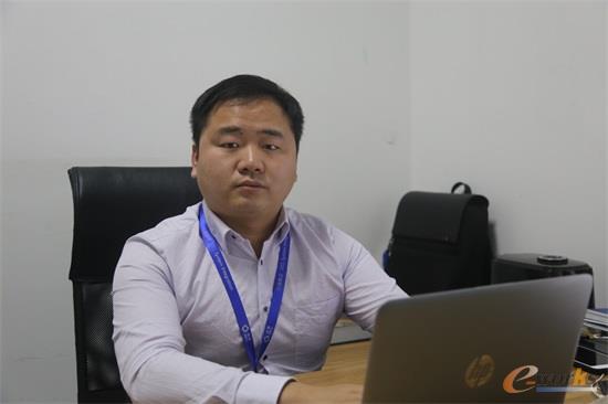 句容协鑫集成科技有限公司 信息部经理 罗欢欢