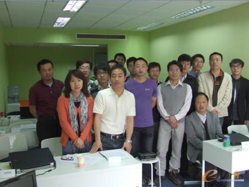 2011年第一届免费erp软件2bizbox公开课成功