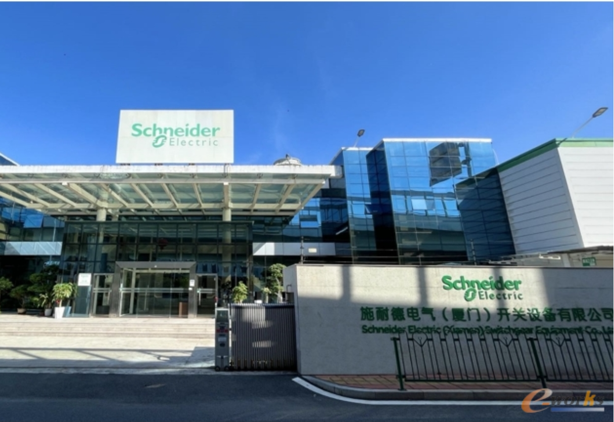 施耐德电气以AI加持预测性维护解决方案，打造设备智能运维标杆