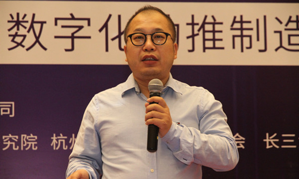 周凯