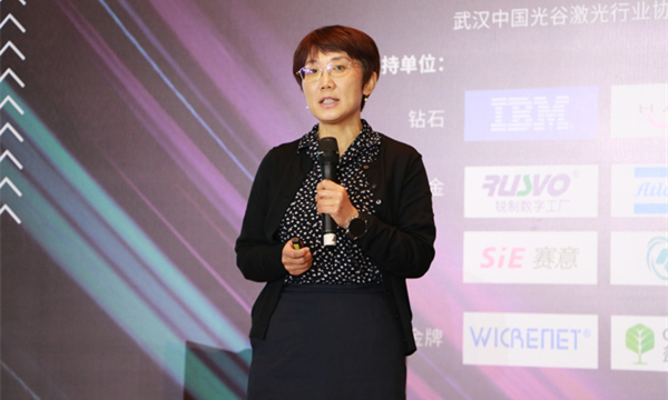 张晓缋博士