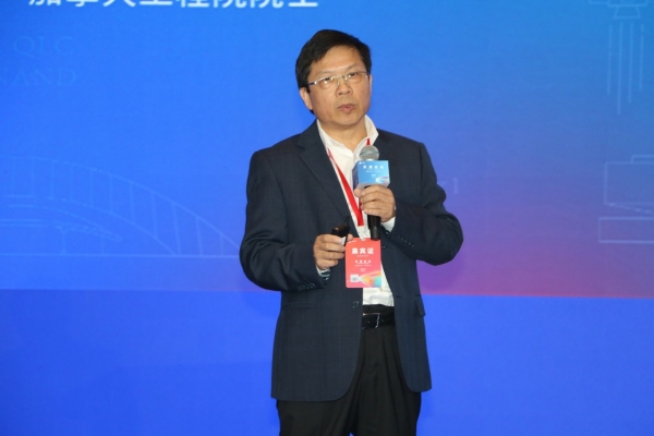 杨春生