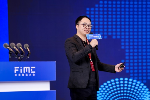 杨晨