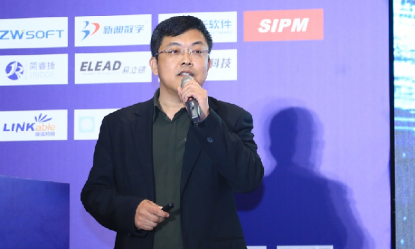 李伟
