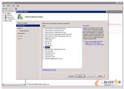 ▲  升级到Hyper-V R2角色后，原来的Windows 2008 R2变成一个虚拟机