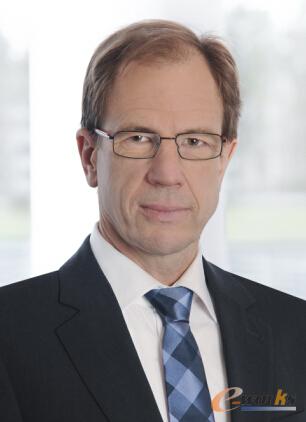 英飞凌首席执行官Reinhard Ploss博士