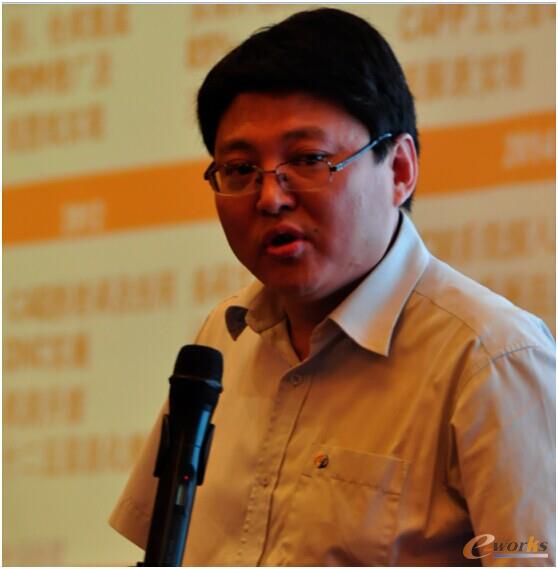 中国长航航运集团电机厂副厂长张林