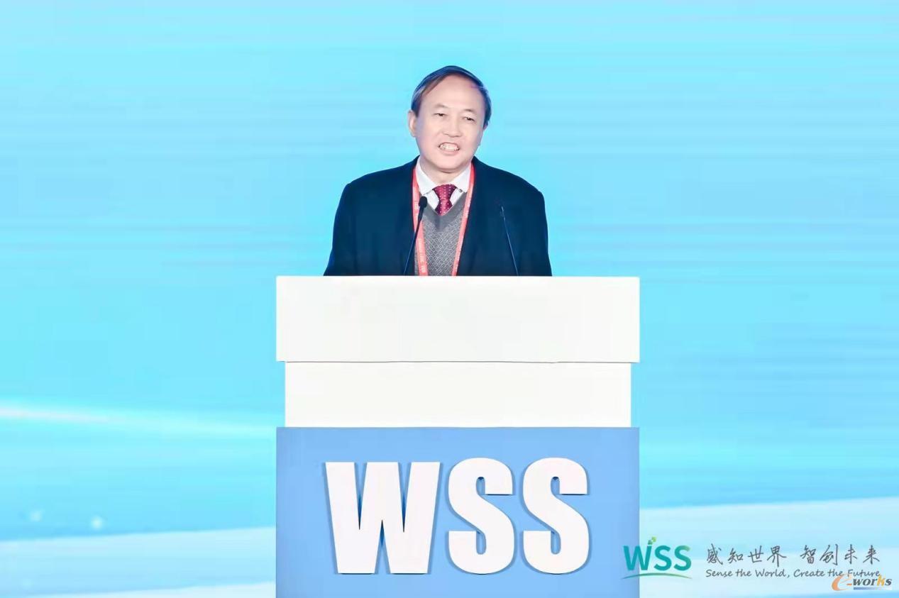 工信部电子元器件行业发展研究中心原总工程师、九三学社中央科技委副主任、中国传感器与物联网产业联盟副理事长郭源生