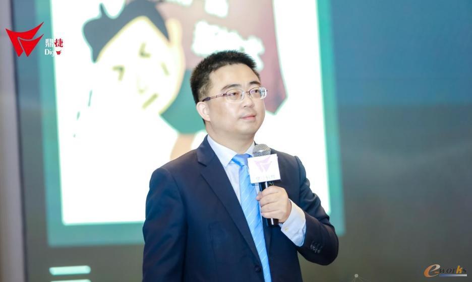 鼎捷软件资深副总裁 | 刘波