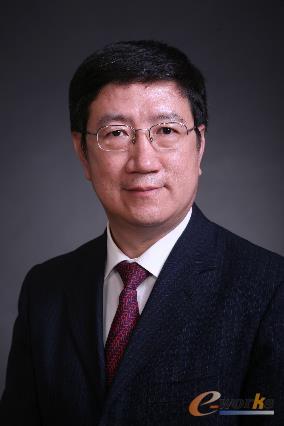 清华大学气候变化与可持续发展研究院常务副院长李政