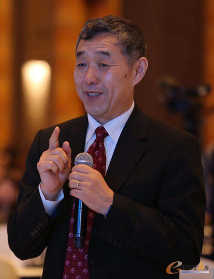 国家应对气候变化战略研究和国际合作中心首任主任李俊峰