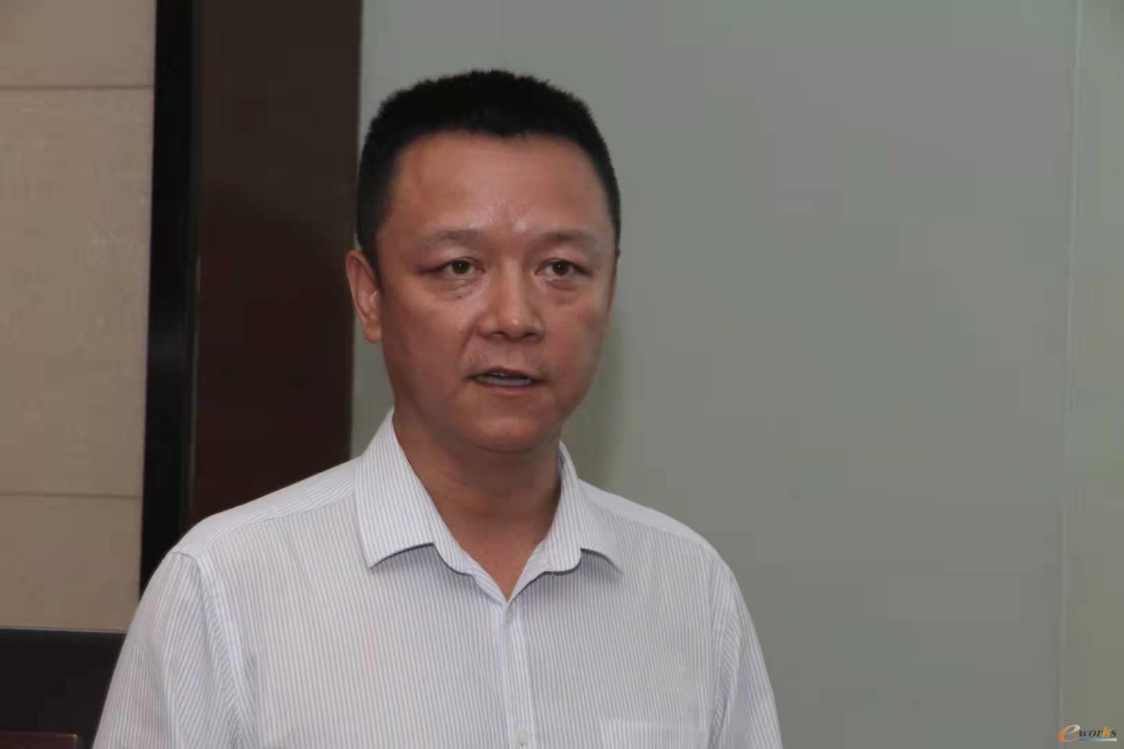 图5 华磊迅拓创始人、总经理、产品总架构师黄睿