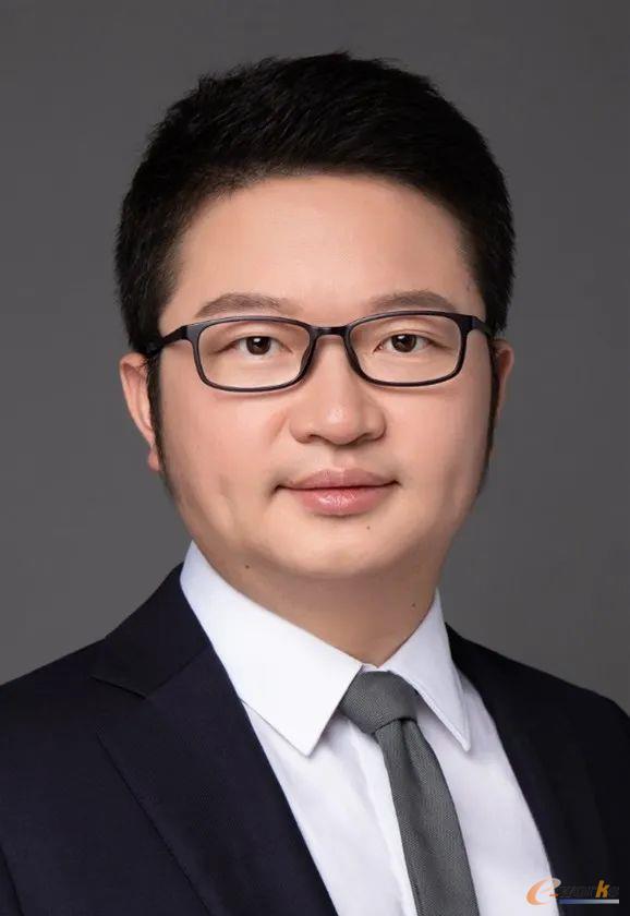 马金梭于10月1日正式上任