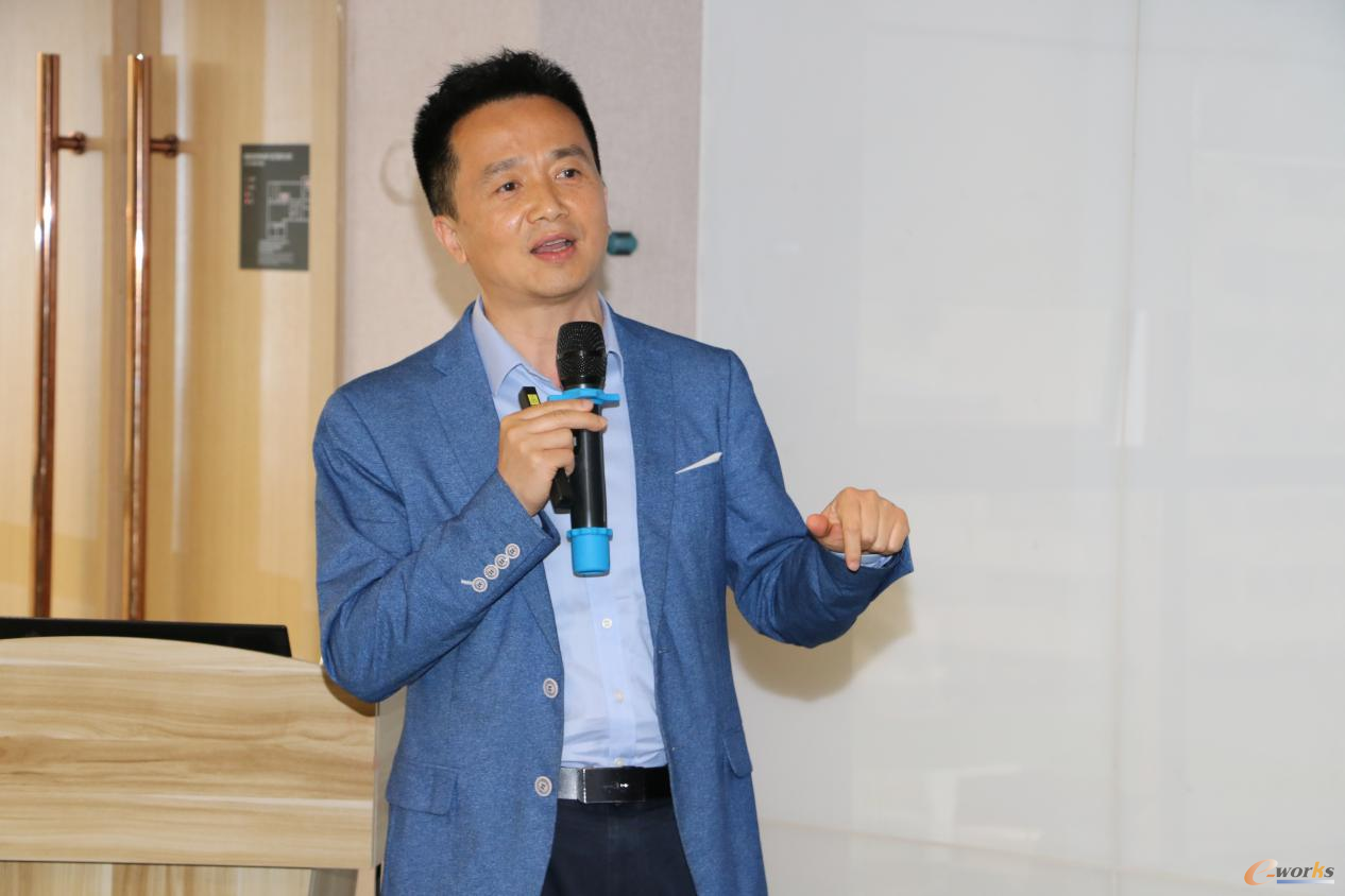 炽橙科技副总裁/董事、国家级CIMS应用示范工程专家组成员邓铭川