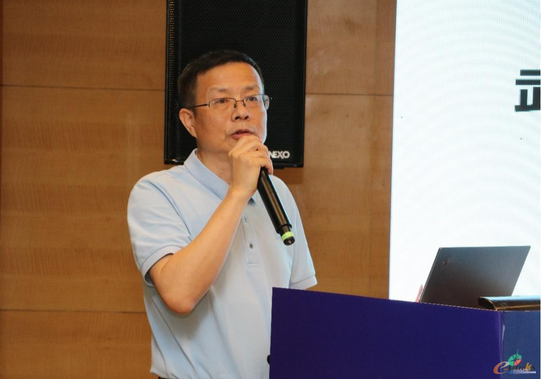 光谷现代服务业园建设服务中心党委书记、主任刘励力